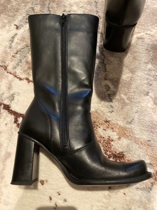 Черни ботуши от естествена кожа - 37 номер