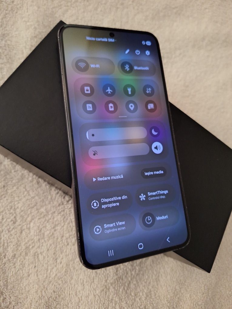 Vând Samsung S 22 ( 5G )
