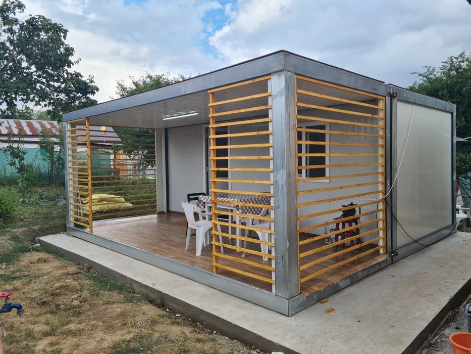 Containere modulare. Birou, vestiar, grup sanitar, vitrina, dormitor