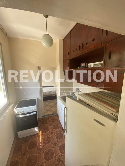 Дава се под наем Тристаен апартамент в Варна, Чайка - 70 кв.м за 350 € - Снимка #1