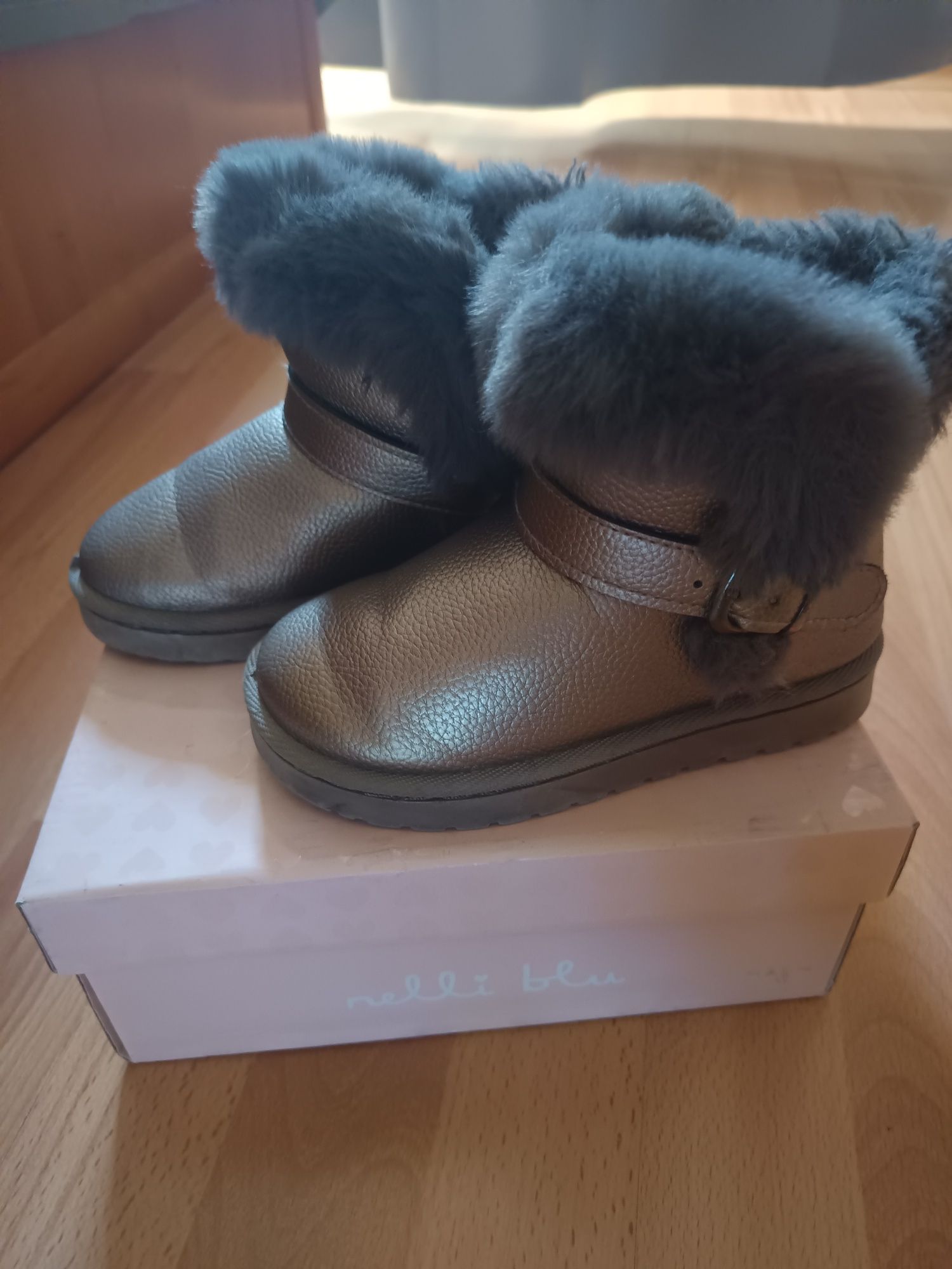 Детски зимни боти