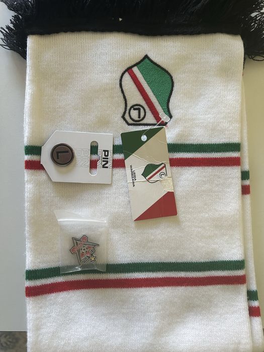 Шарф и Пин Легий и значок ФК Актобе