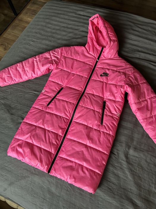 Nike яке размер С ново