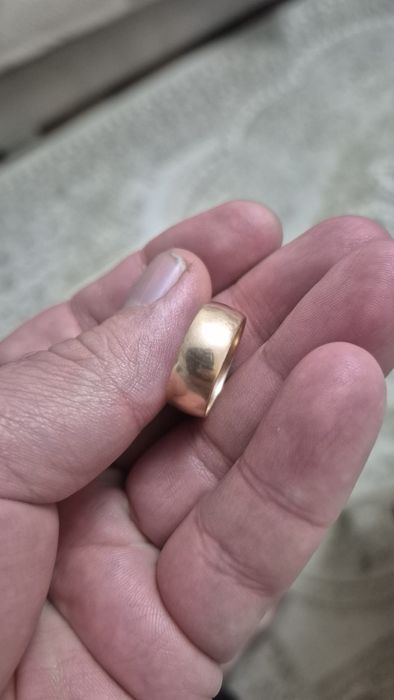 Продам золотые  кольцы 583 пробы времен сссо.