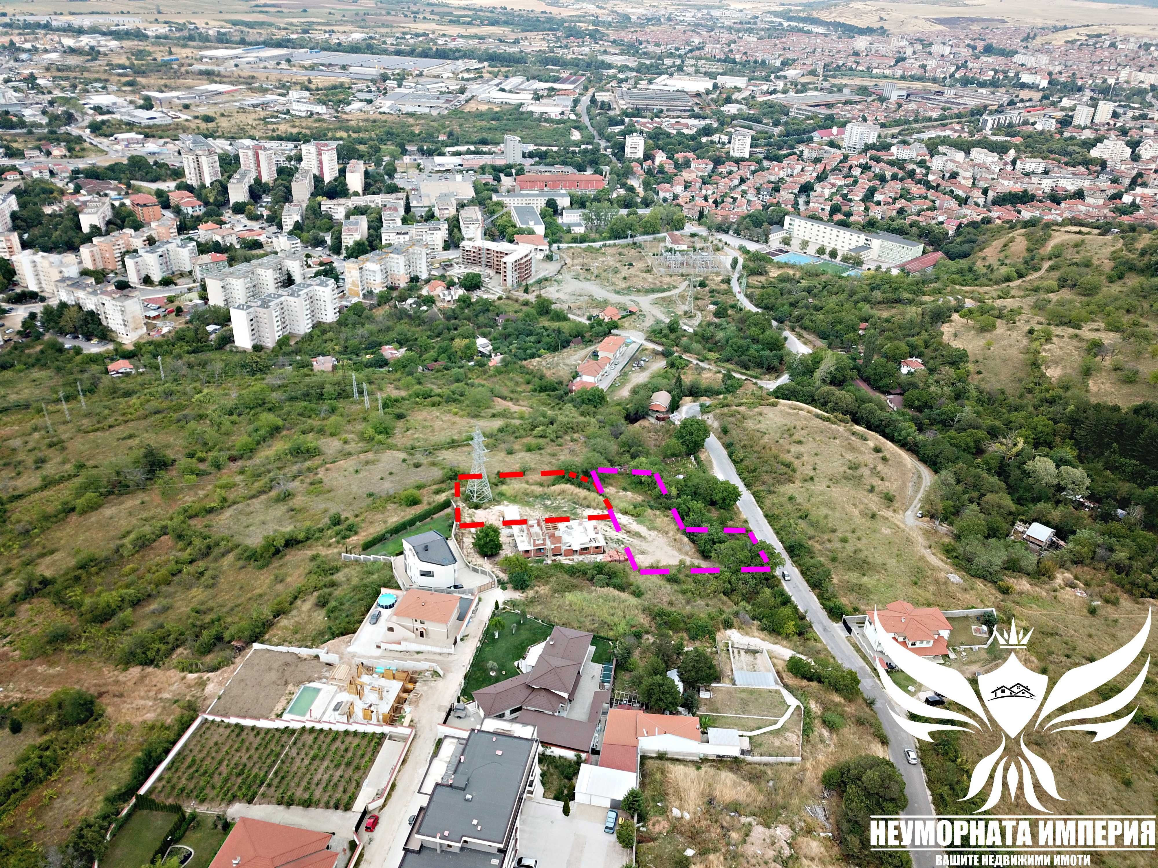 Продавам 2бр. парцели със сменен статут 2700кв.м. в гр.Асеновград