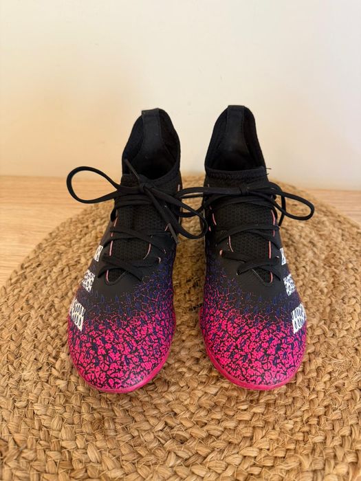 Ghete de fotbal Adidas Predator Feeak 3