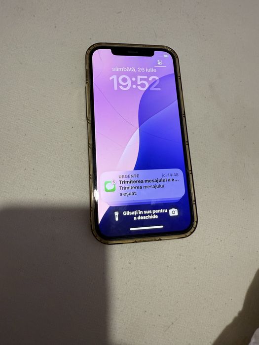 12 pro fisurat spate display fisura mica 1200 lei