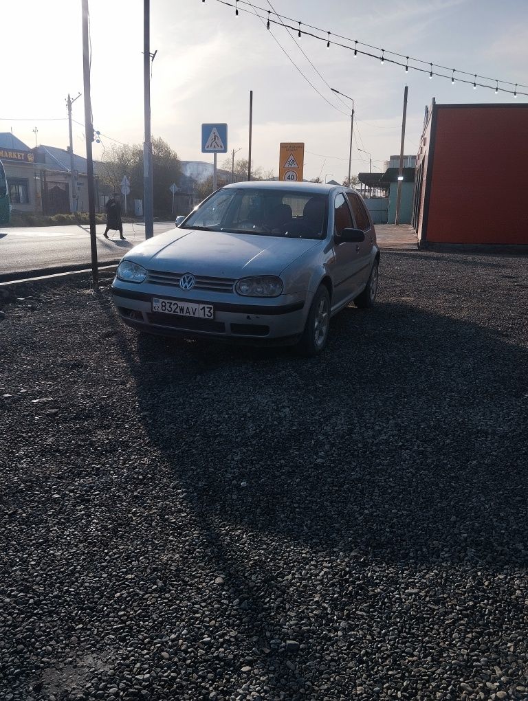 Volkswagen Golf 4 1998г