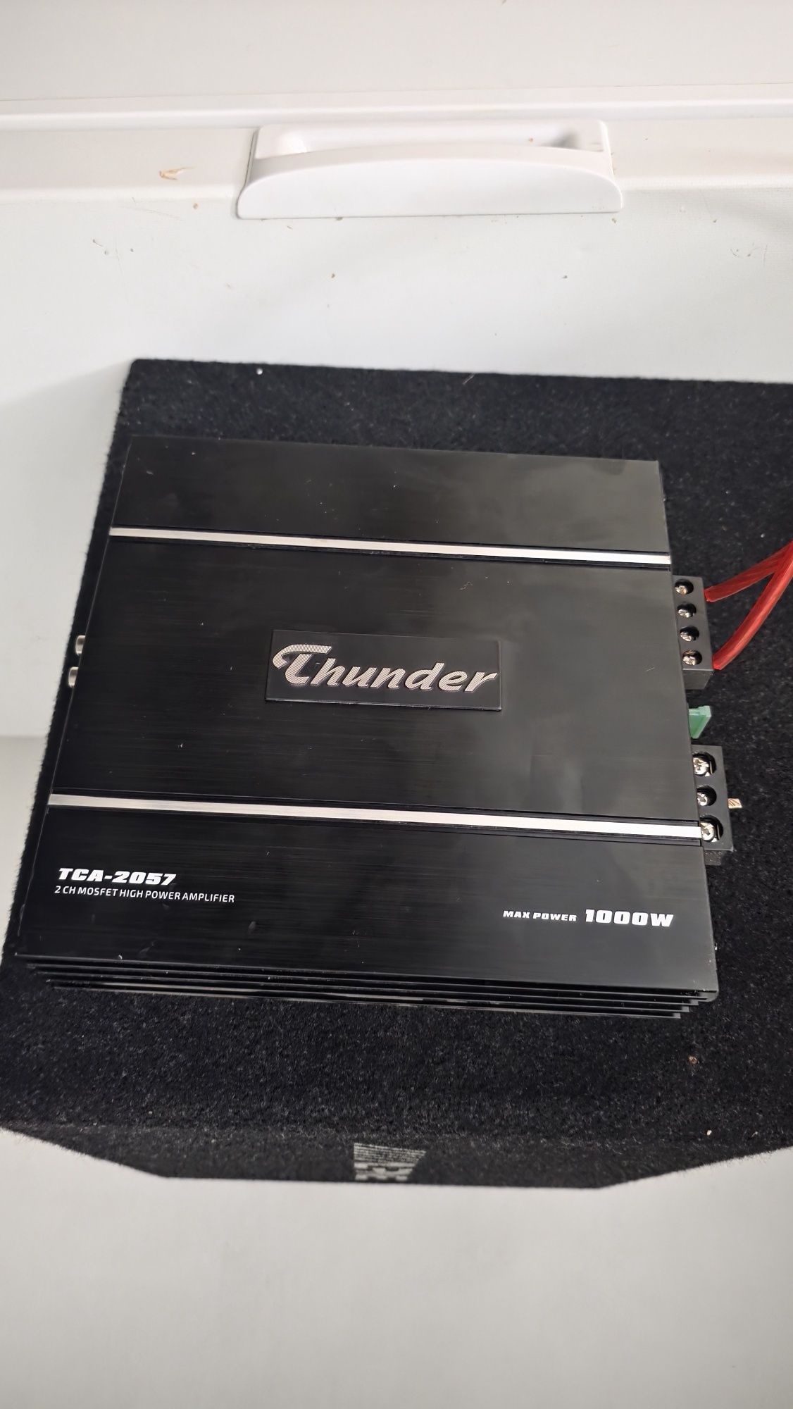 Бас кутия alpine с усилвател thunder