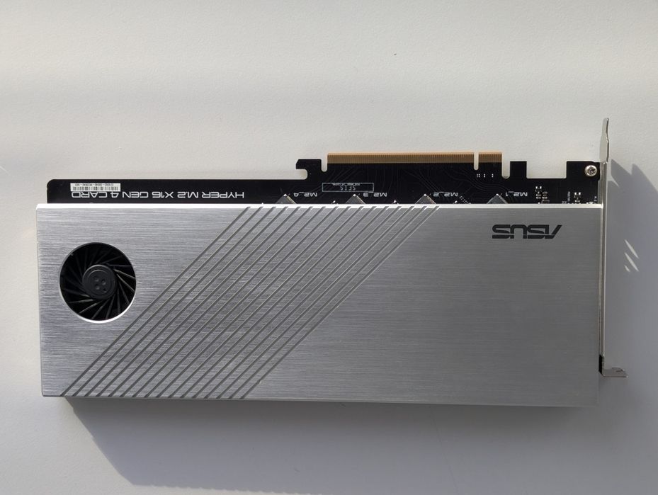 Card Expansiune ASUS HYPER M.2 X16 GEN 4 (Nou, Nefolosit)