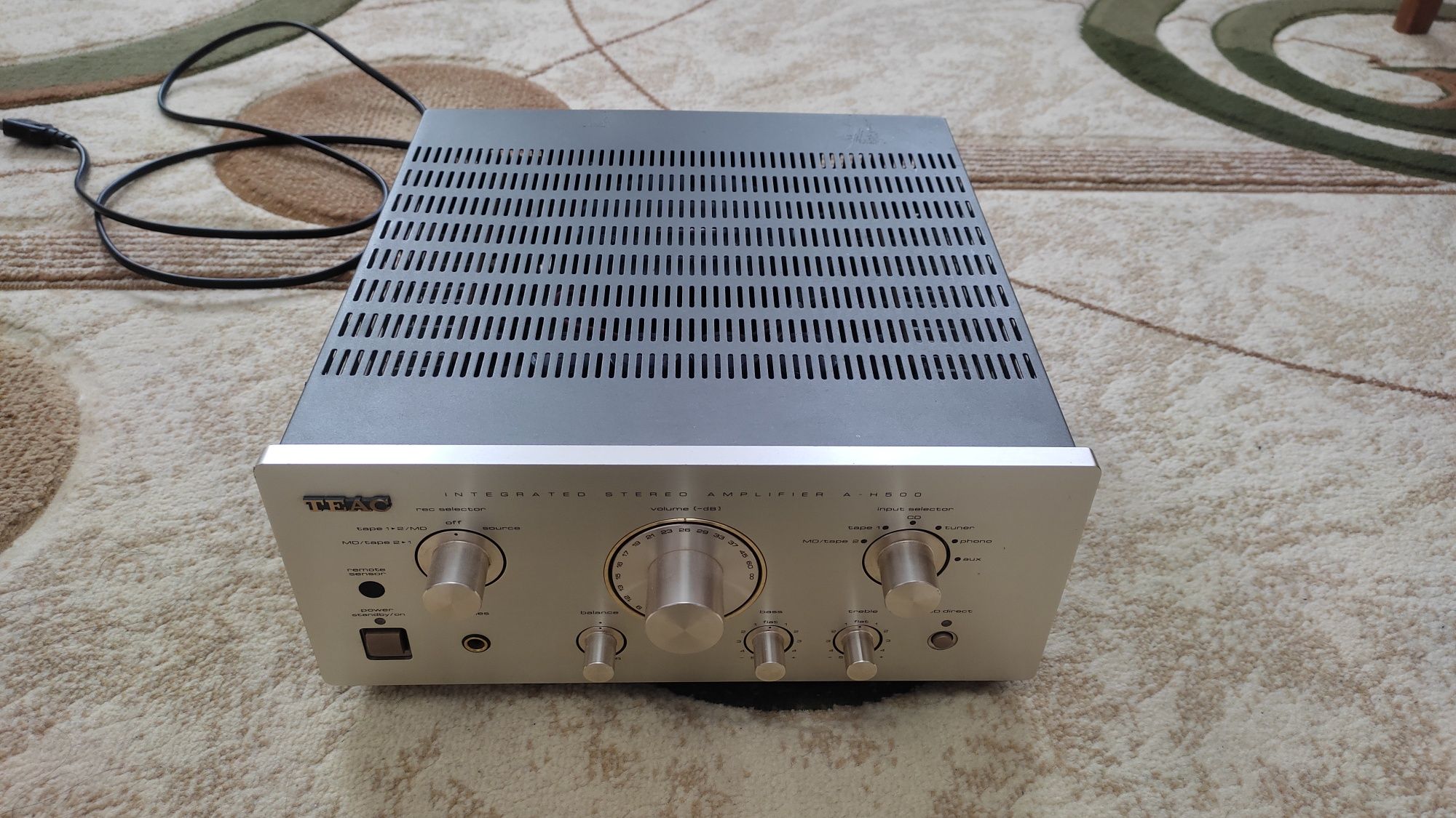 Интегральный усилитель TEAC a-h 500