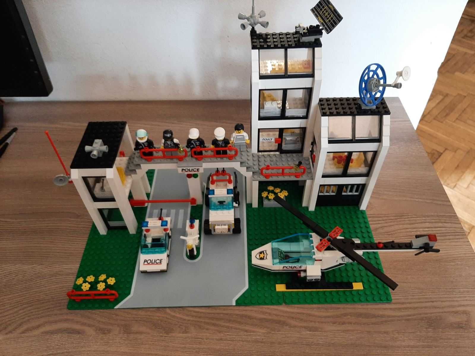 Lego 6398: Central Precinct HQ