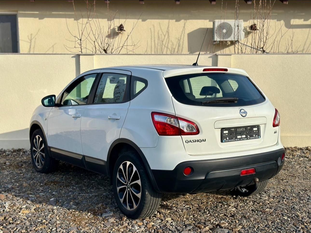 Nissan Qashqai 1.6 dci 2013 / Camera / Navi / Tempomat / EURO 5 / RATE