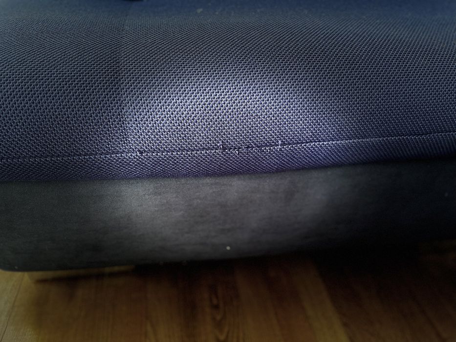 Диван с пе-обрзнаа форма