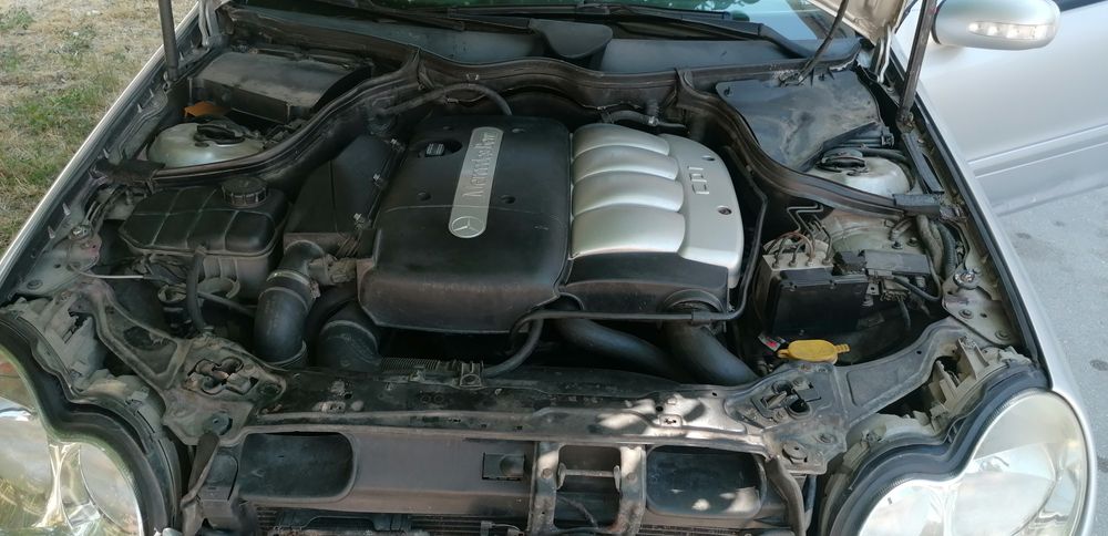 Автомобил:Мерцедес С 200