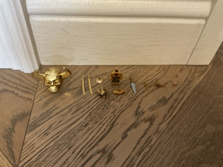 Золотые детали сэт