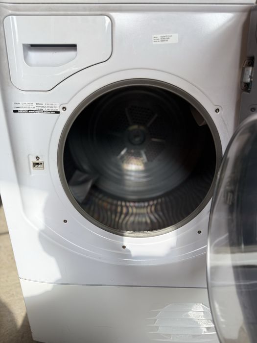 Uscator Ariston 9kg A+