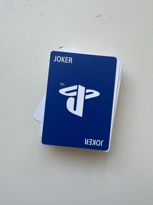 Карти на Playstation