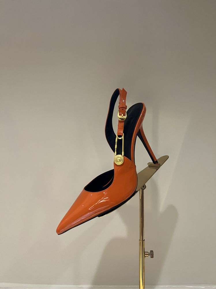 Pantofi Versace