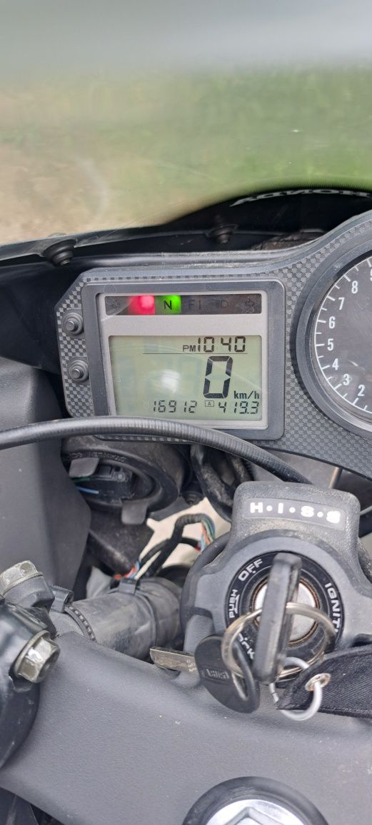 Motocicleta Honda CBR F4i 600