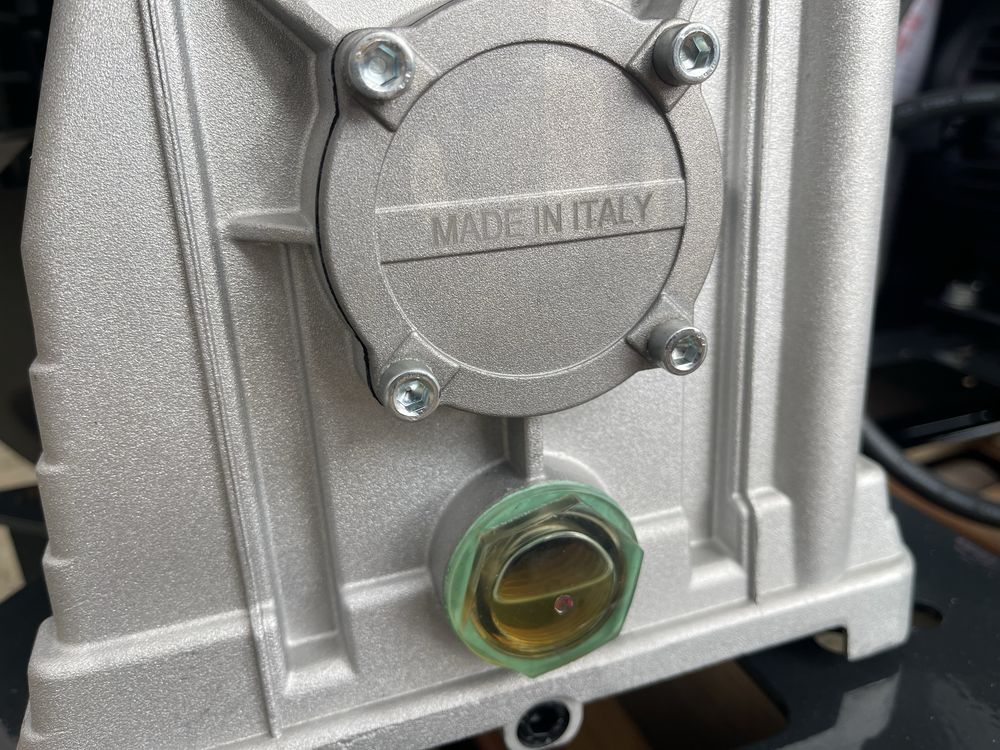 Compresor aer ABAC 5.5HP - 4kw - 11bar / Atlas Copco 653l/min 86kg