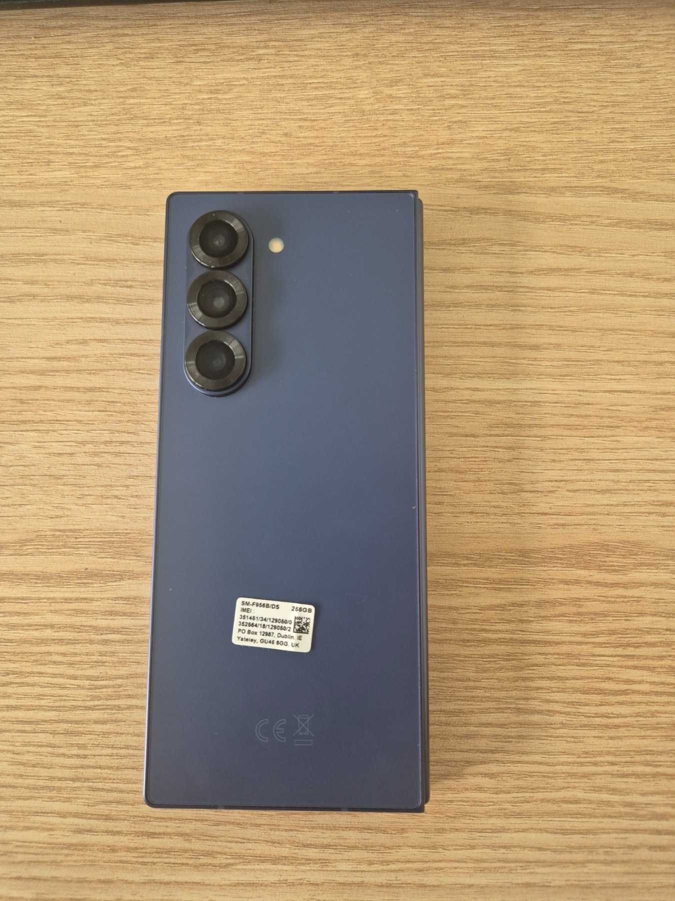 Samsung Galaxy Z Fold6 - Чисто нов с гаранция