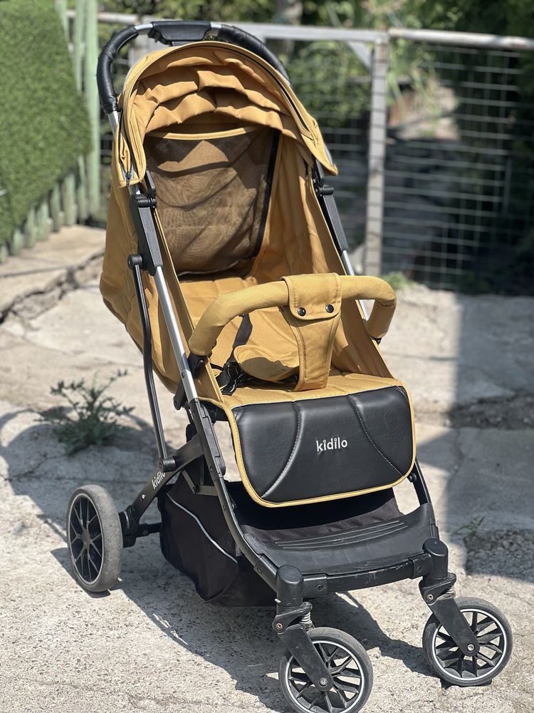 Продам прогулочную коляску Kidilo