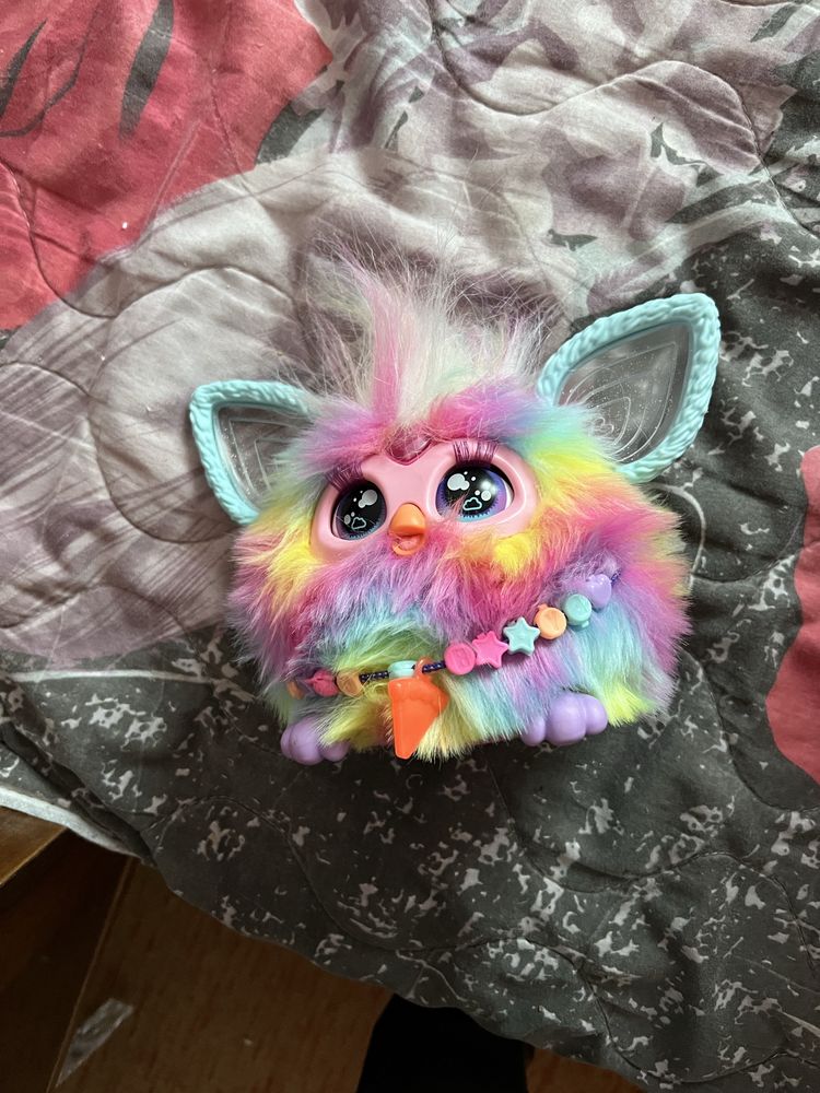 Интерактивна играчка Furby