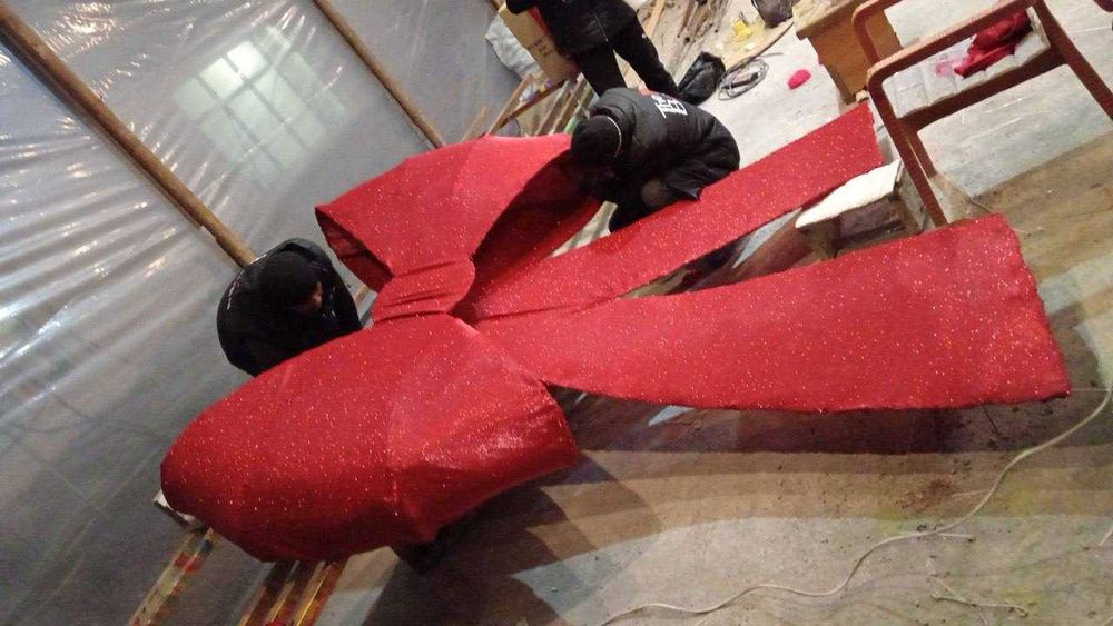 Новогоднее Оформление Дед мороз/фигурки/ветки/гирлянды