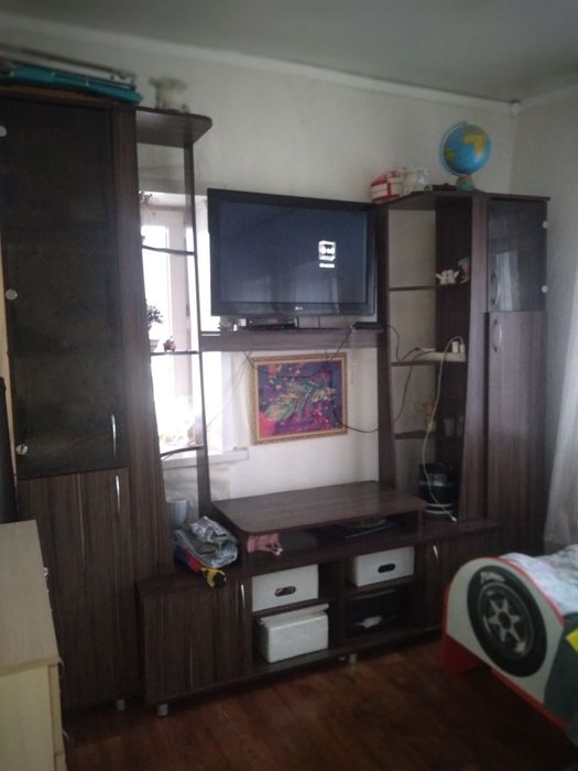 Мебель для дома шкаф