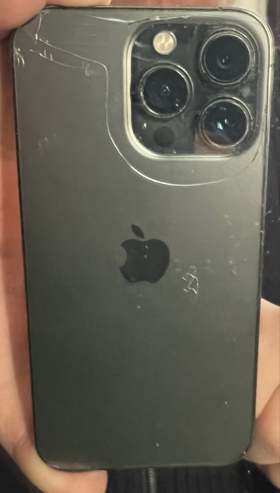 Iphone 13pro 256 gb продается коробка все есть