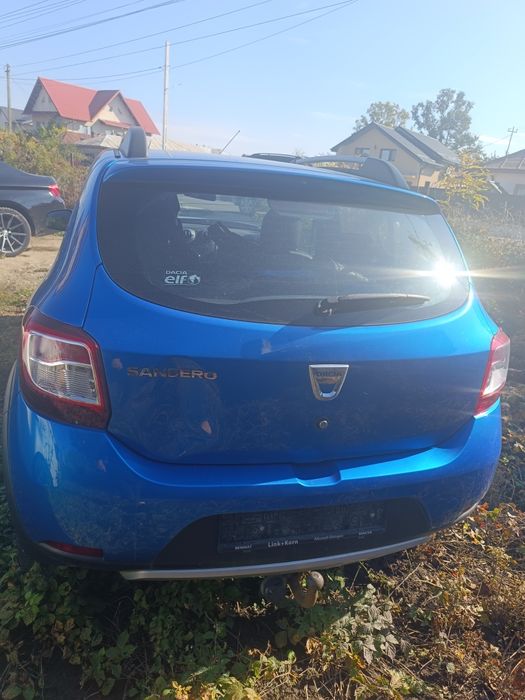 Vând DACIA Sandero Stepway avariat 0.9tce 2016