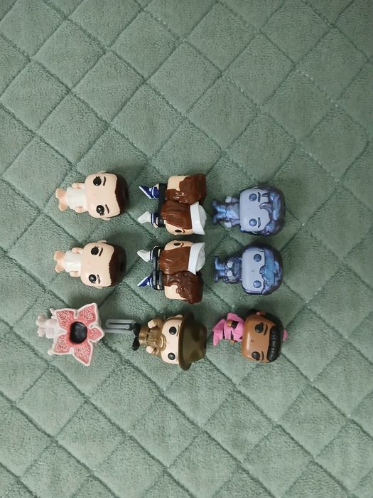 Продам иле Обмен киндер джой очень странные дела