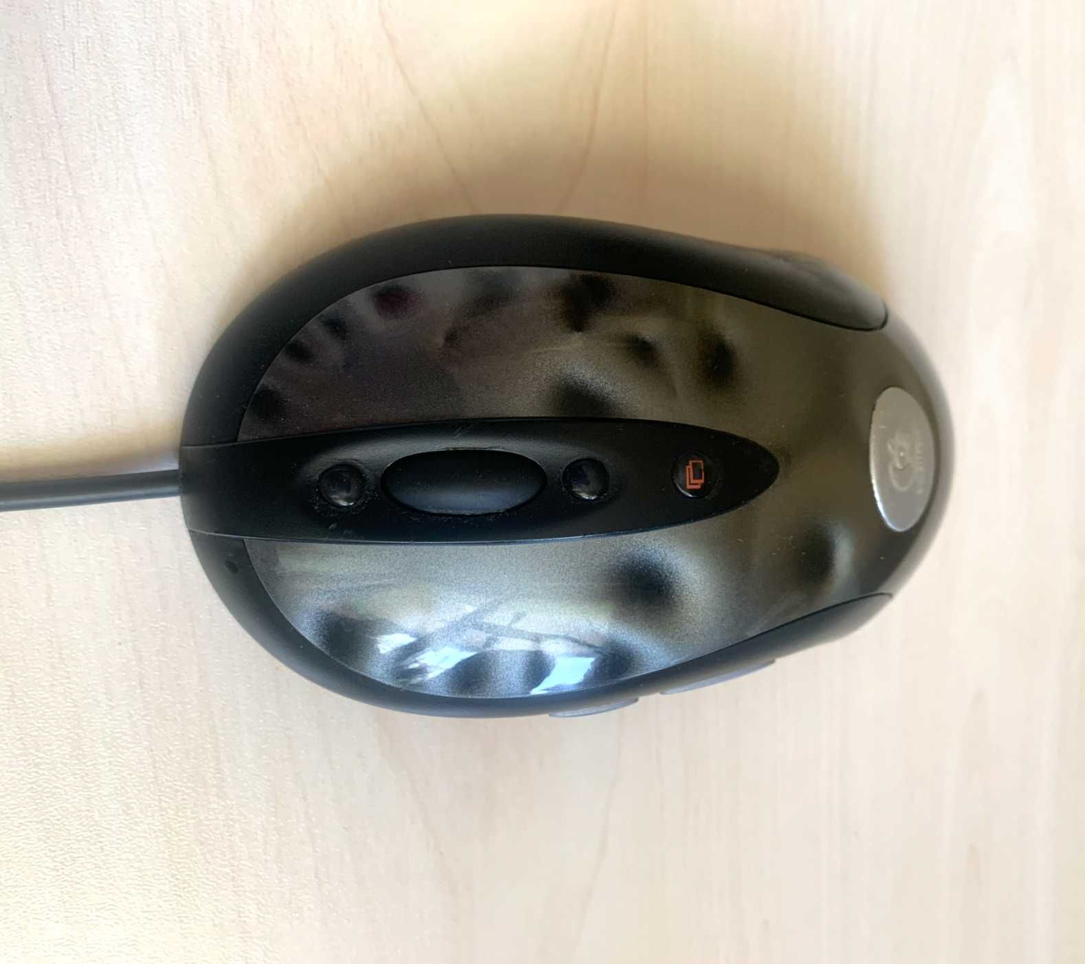 Геймърска лазерна мишка Logitech MX518