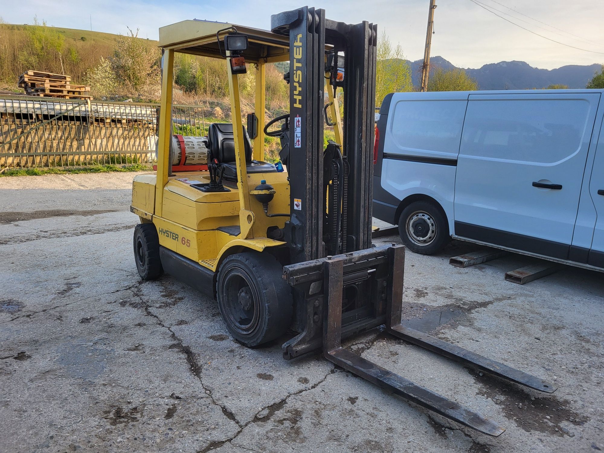 Stivuitor HYSTER 3,5 Tone