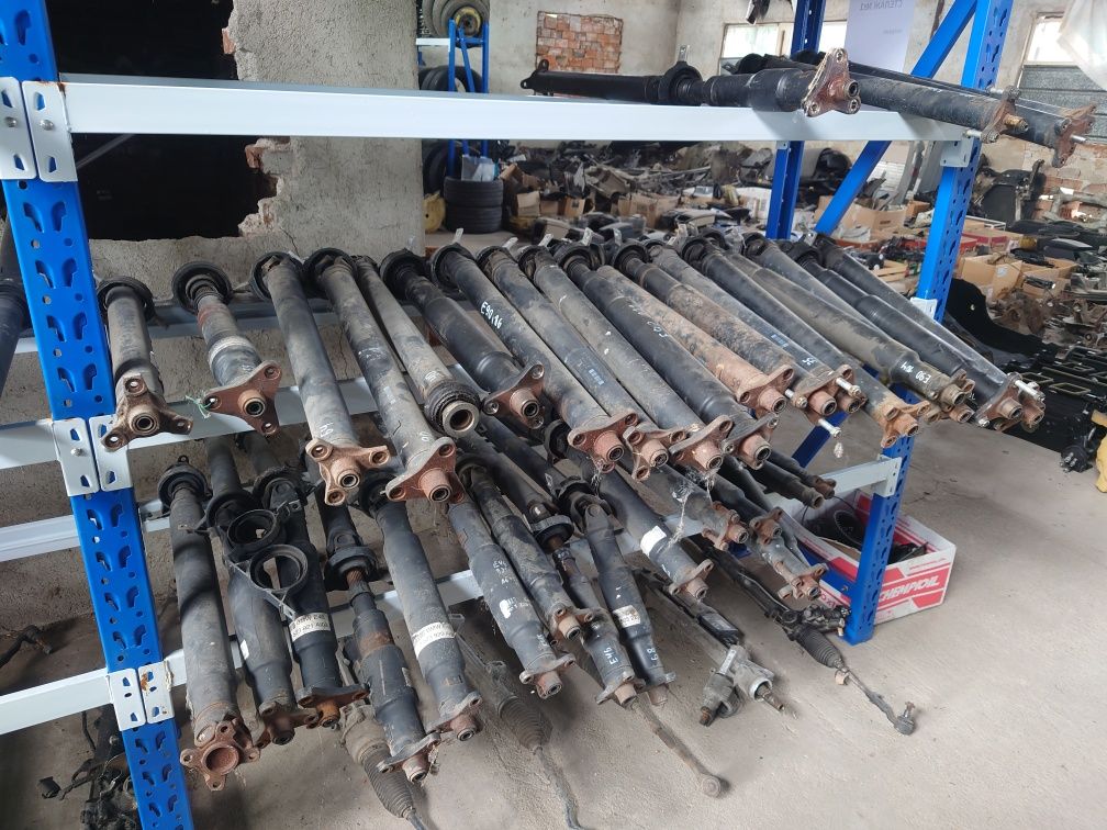 Бмв Заден кардан bmw е46 е60 ф30 ф10 ф20 х1 х3 х5 е90 е87 е83 ф25 е91*
