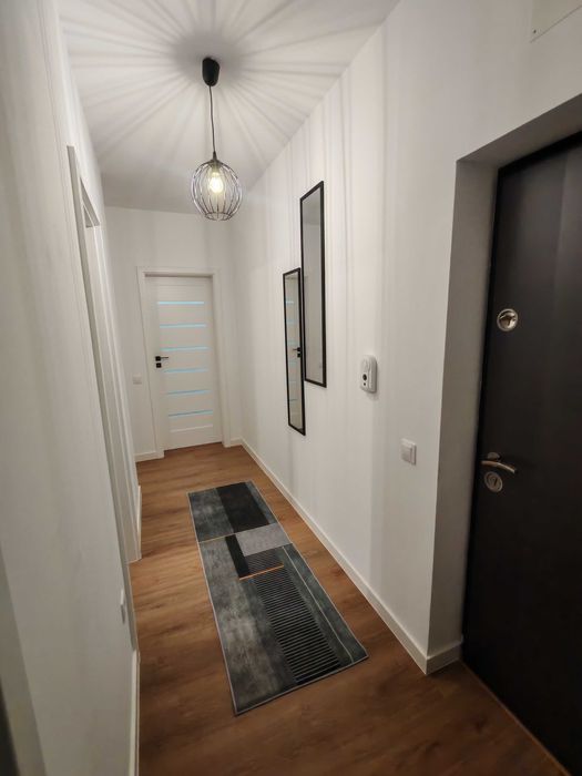 Apartament 2 camere,decomandat,prima închiriere, str.Princip.Elisabeta