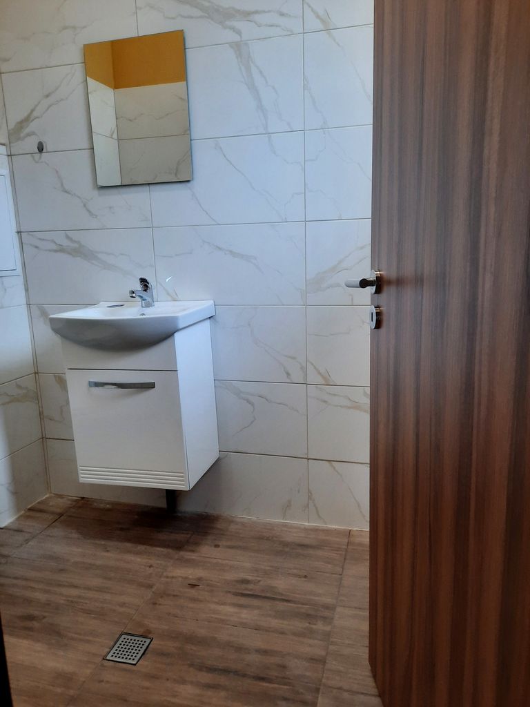 Дава се под наем Склад в София, СПЗ Слатина - 60 кв.м за 612 € - Снимка #3