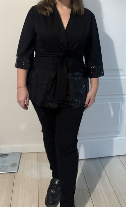 Нарядный костюм с поедками