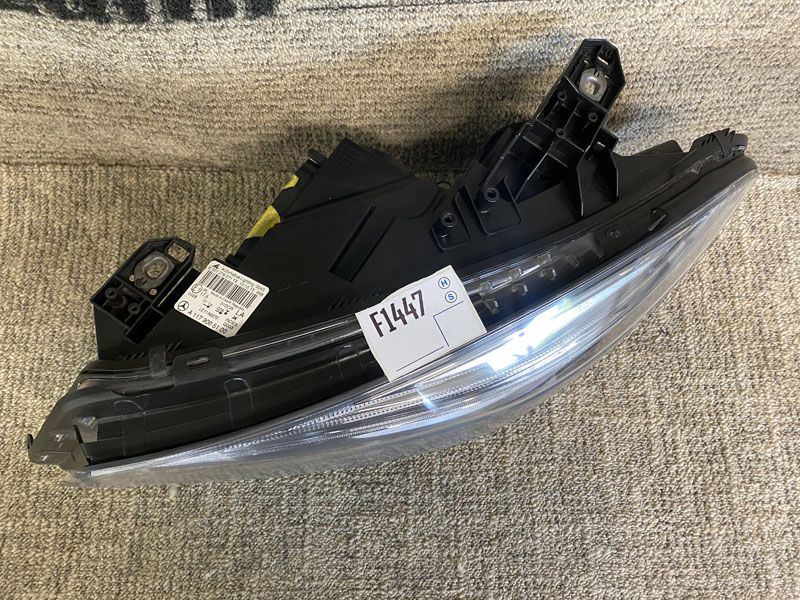 Mercedes CLA W117 BiXenon 2012/2014 Faruri lampa F1446 F1447