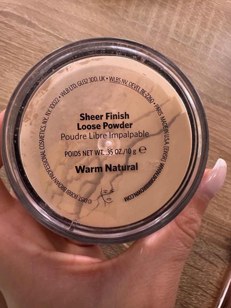 Пудра Bobbi Brown