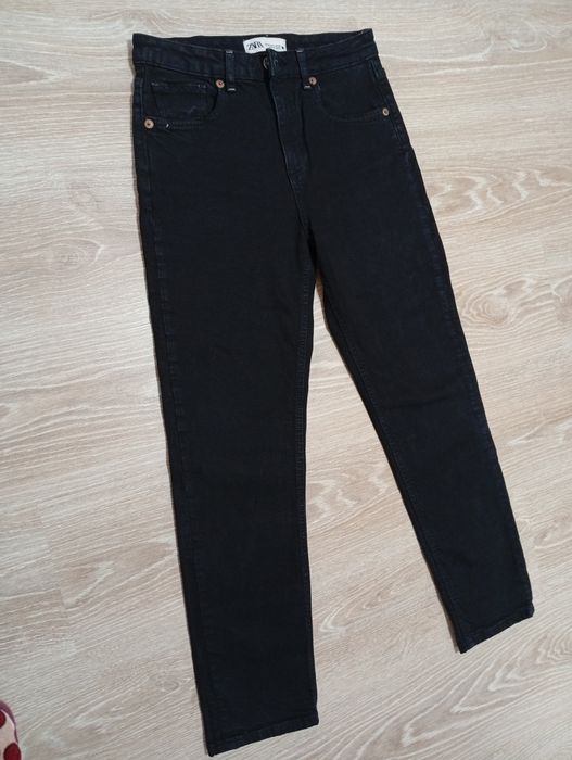 Продавам дамски дрехи