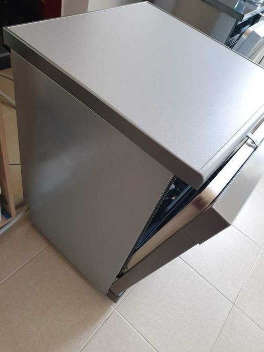 Inox - Съдомиялна Miele - Auto Open - 14 Комплекта - Свободностояща