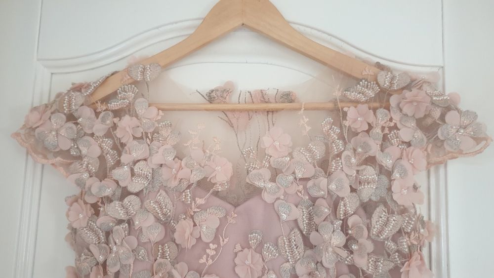 Rochie ocazie dantela 3D roz pudră