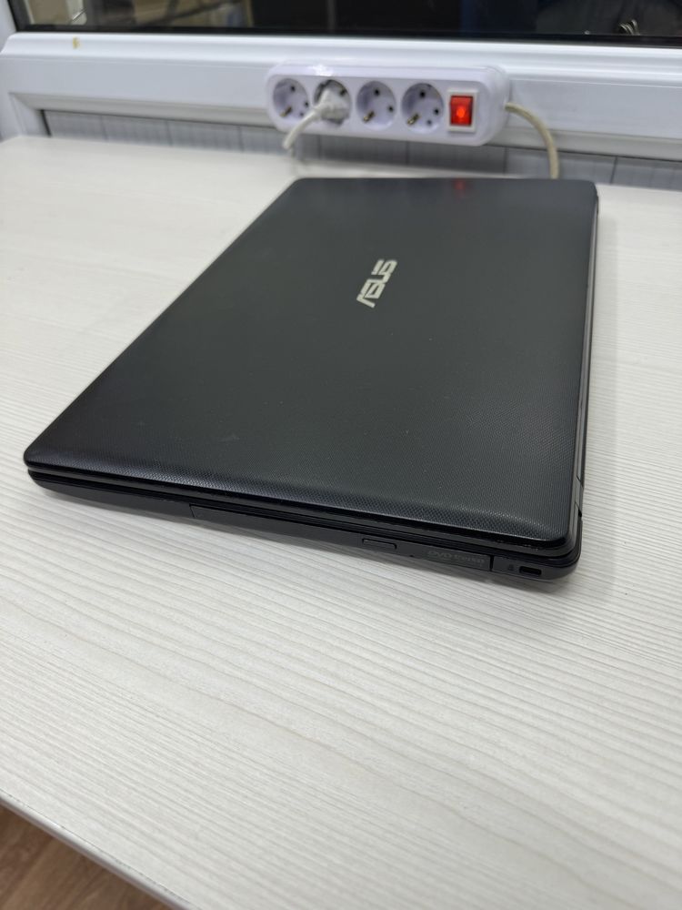 Ноутбук Асус рассрочка core i3 ОЗУ 4g SSD 128gb