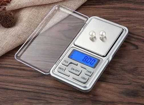 Cantar pentru bijuterii de precizie