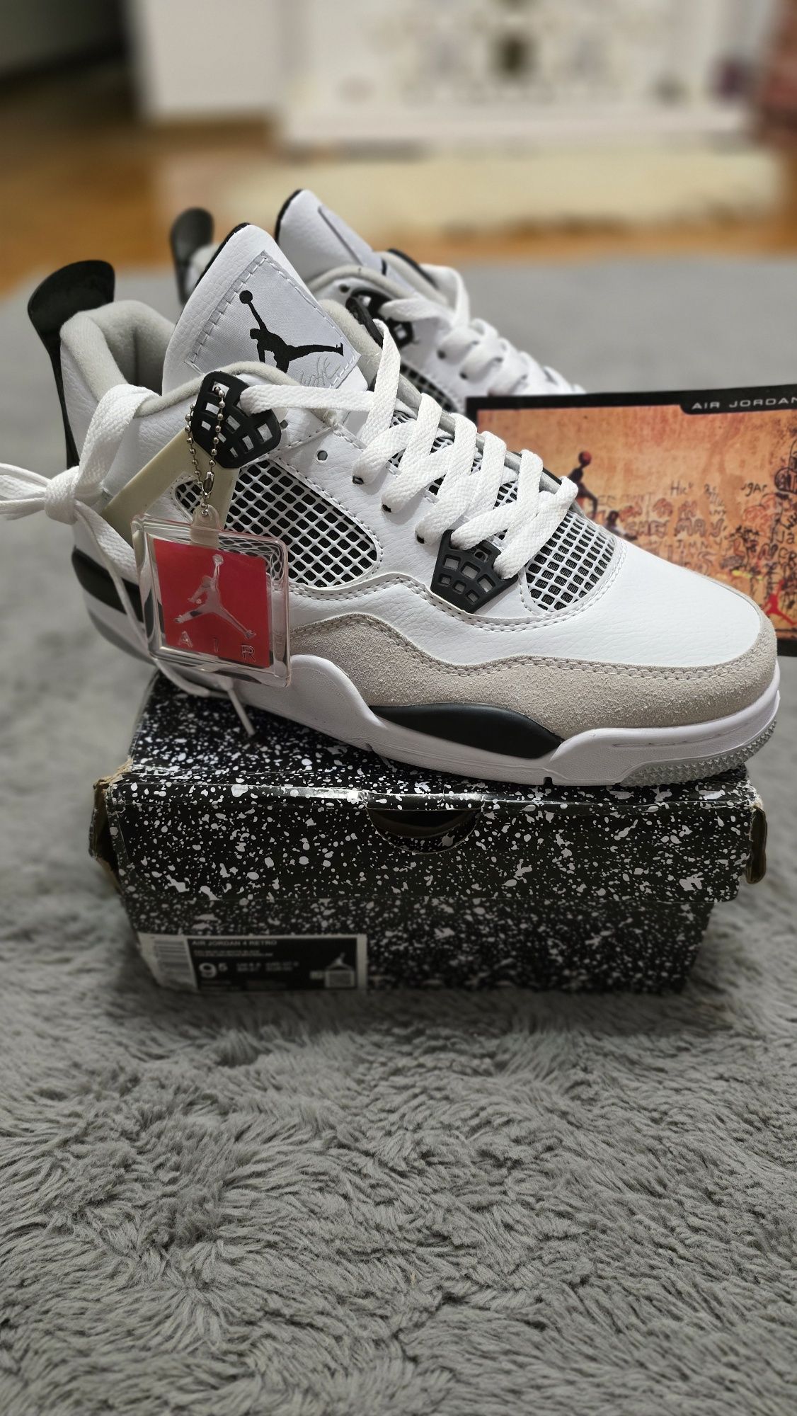Air Jordan 4 Retro