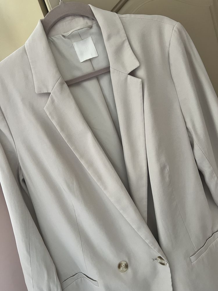 Ново бяло сако h&m