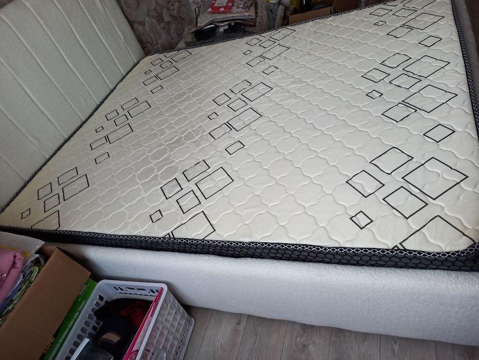 Кровать, двухспальная