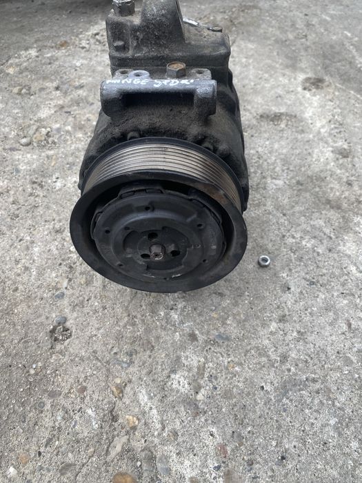 Compresor clima Range Rover Sport 2.7 TDV6 Pret 700 lei